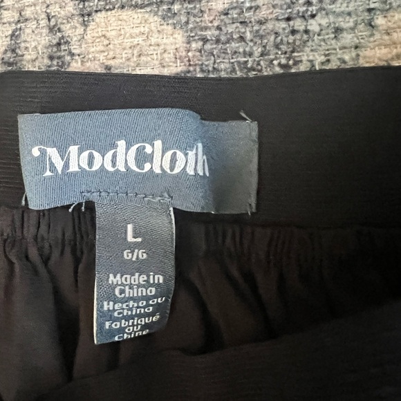 ModCloth Speckled In Gold Black mesh Midi Skirt - Picture 3 of 5